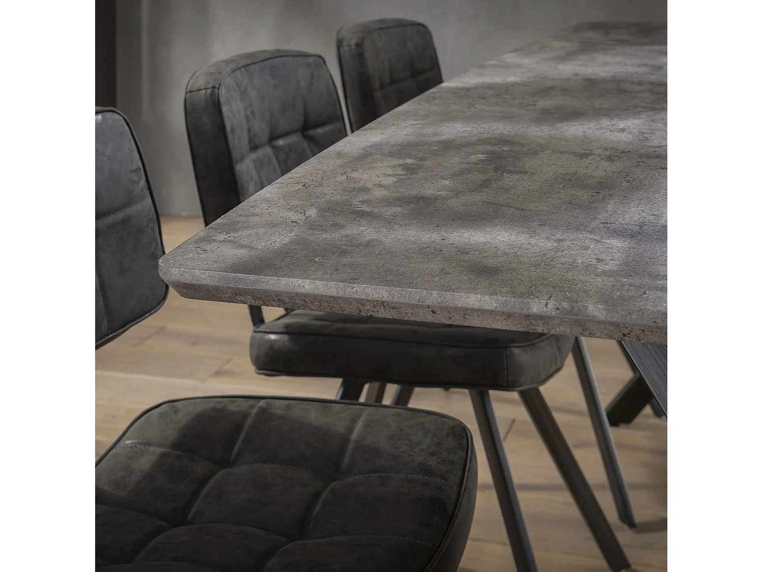 Table à manger plateau ovale - Table à manger aspect béton - Acier vintage - Gris - 190x90cm