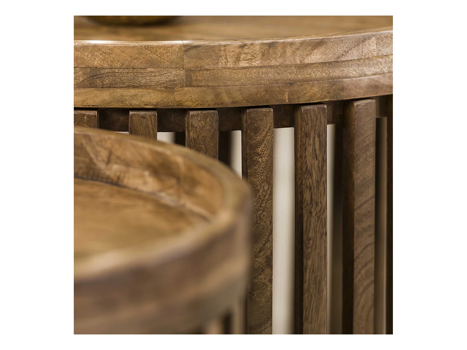 Ensemble de tables basses Tweak - Ø65/Ø50 - Bois de manguier massif - Couleur sable - Style industriel