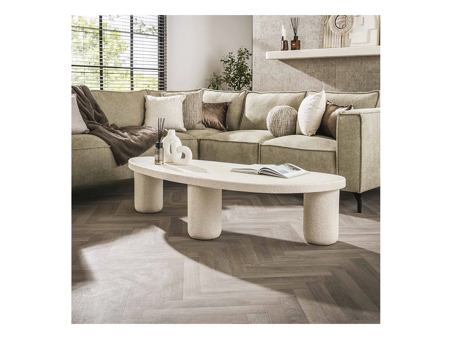 Table basse XL Pebble Triangle - Composite de marbre