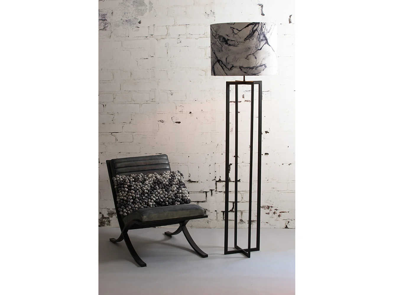 Lampadaire MACE - Ø30x140cm - Noir