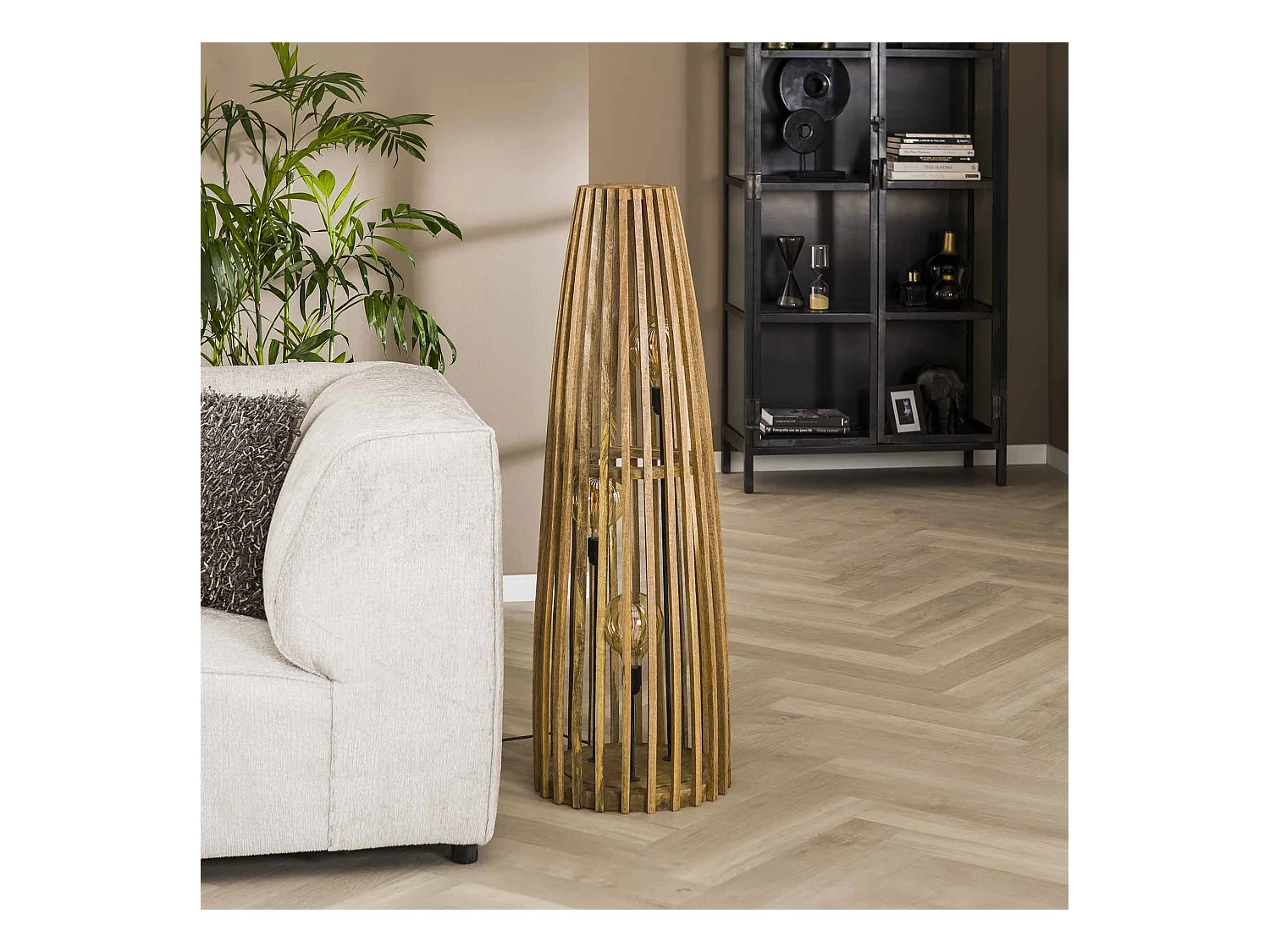 Lampadaire Launch - 3 points lumineux - Bois de manguier massif - 40x40x123