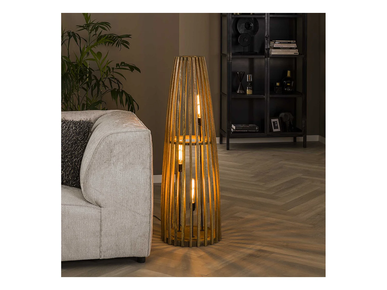 Lampadaire Launch - 3 points lumineux - Bois de manguier massif - 40x40x123