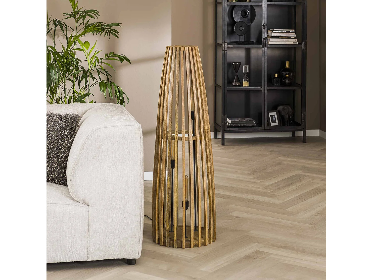 Lampadaire Launch - 3 points lumineux - Bois de manguier massif - 40x40x123