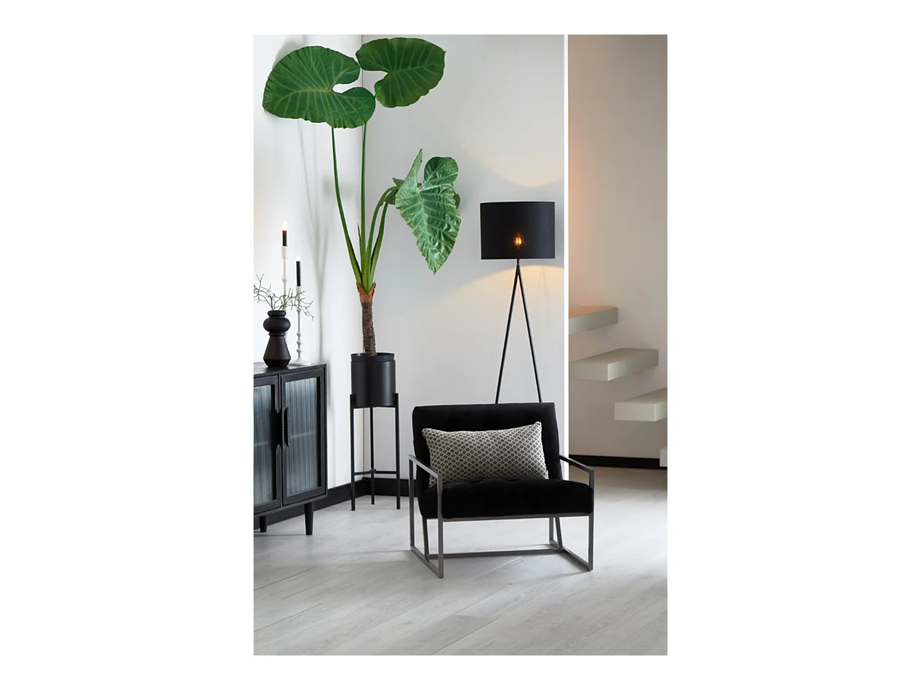 Stehleuchte TAMSU - 35x17x137cm - Schwarz