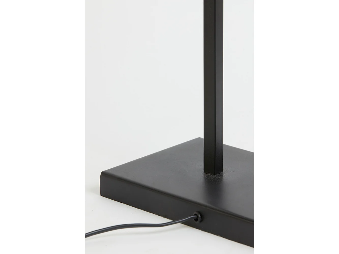 Lampadaire SHIVA - 30x15x141cm - Noir