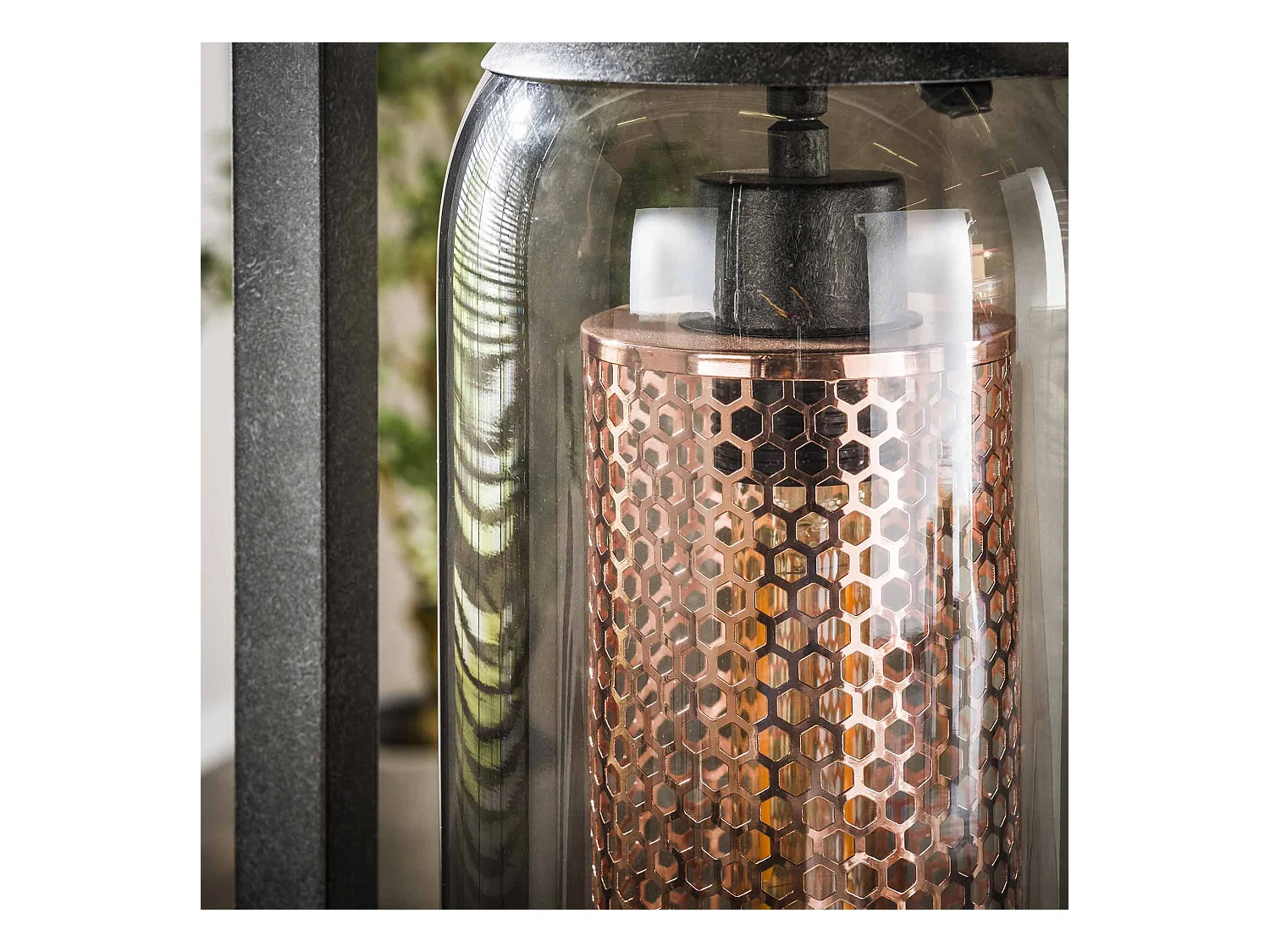 Lampadaire Tower 4L - Verre fumé - Noir arctique