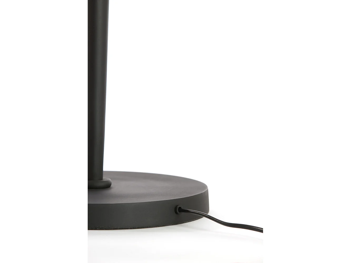 Vloerlamp VIXEN - Ø27x151cm - Zwart