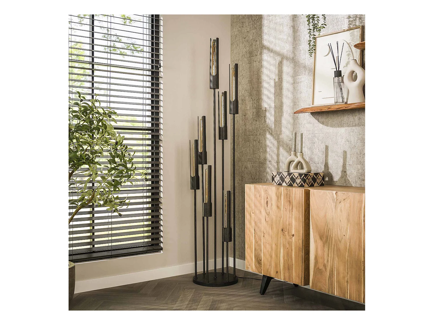 Stehleuchte 7L Stepped Tube - Arktisschwarz