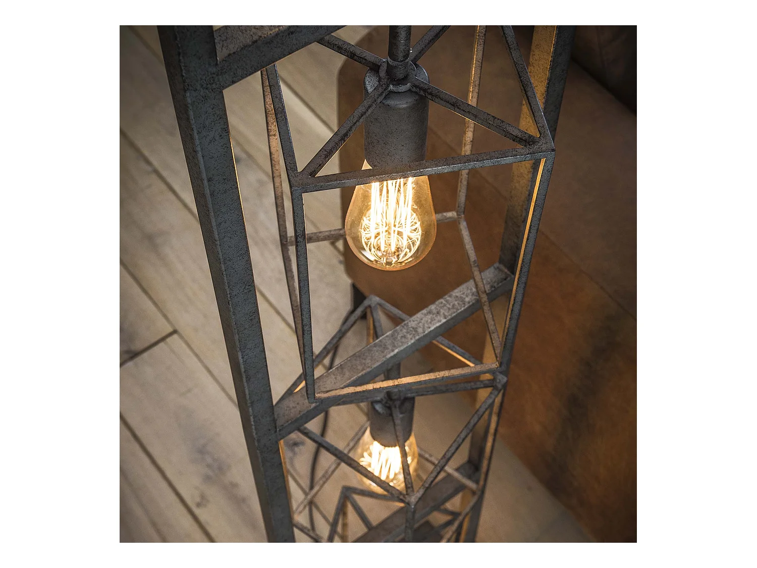 Lampadaire Cubic Tower - 4 Lampes - 34x24x160