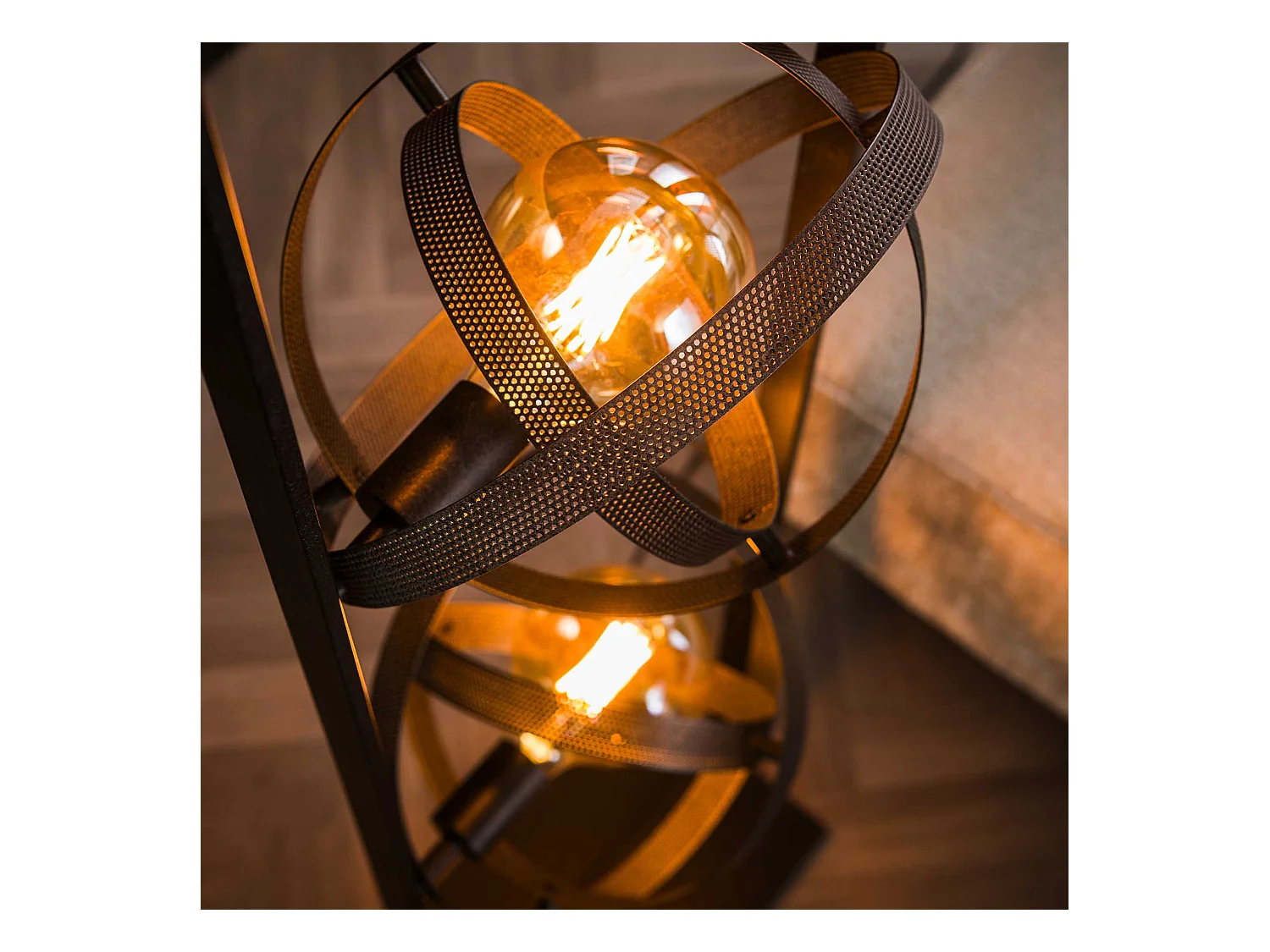 Stehleuchte 3L Cosmos Mesh - Arctic Black