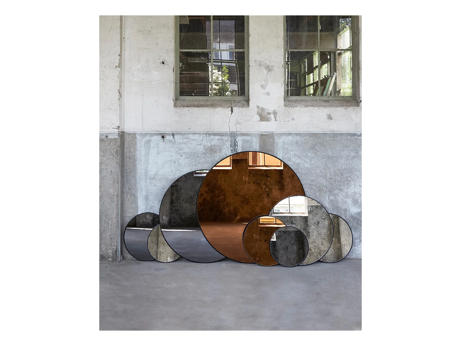 Spiegel ESPEJO - 116x1,5x116cm - Schwarz