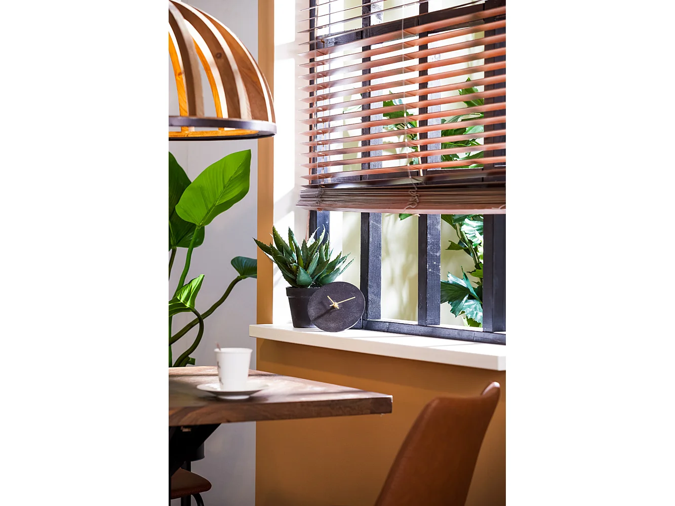 Horloge LICOLA - 20x0,5x20cm - Noir