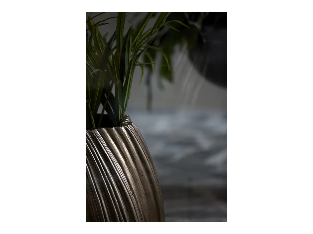 Vase YATUNG - Ø52x81cm - Bronze