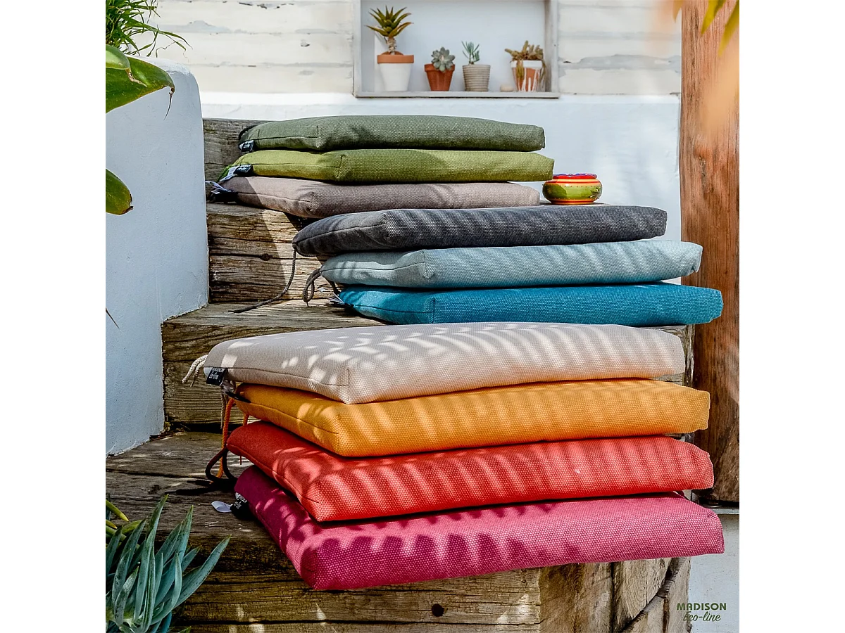 Coussin de chaise de jardin dossier haut en toile taupe éco+ - Dimensions approximatives : 120 x 50 cm - Lot de 4