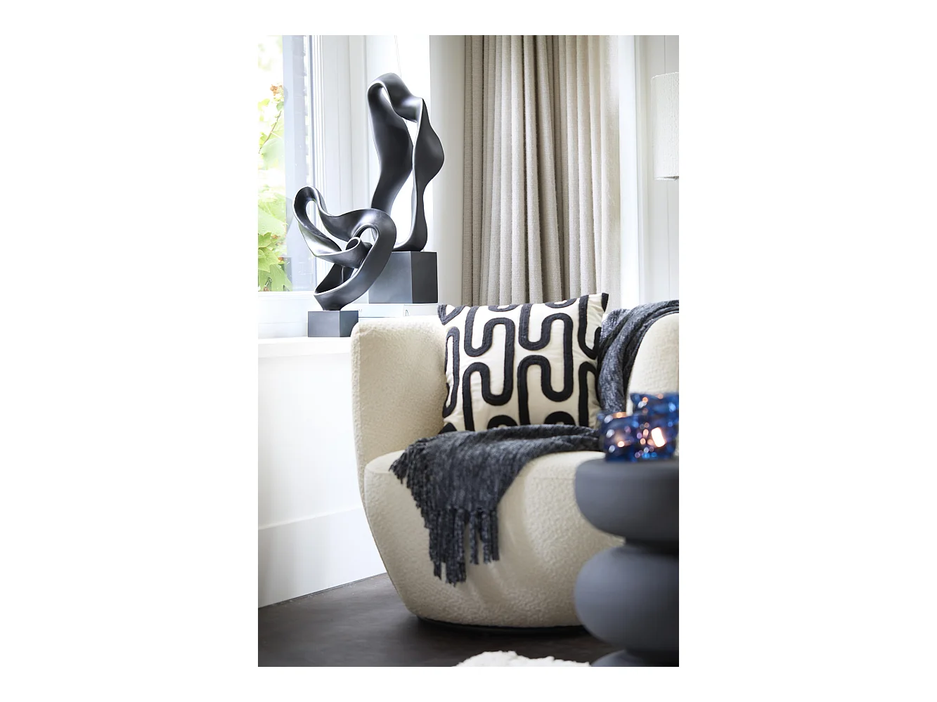 Ornement NAJAC - 21,5x15x69,5cm - Noir