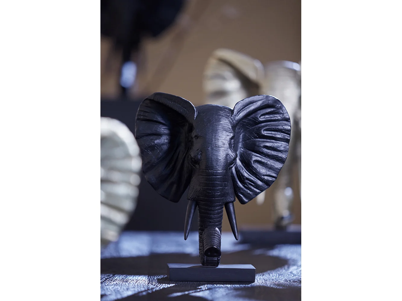 Ornement ÉLÉPHANT - 30x15x35,5cm - Noir