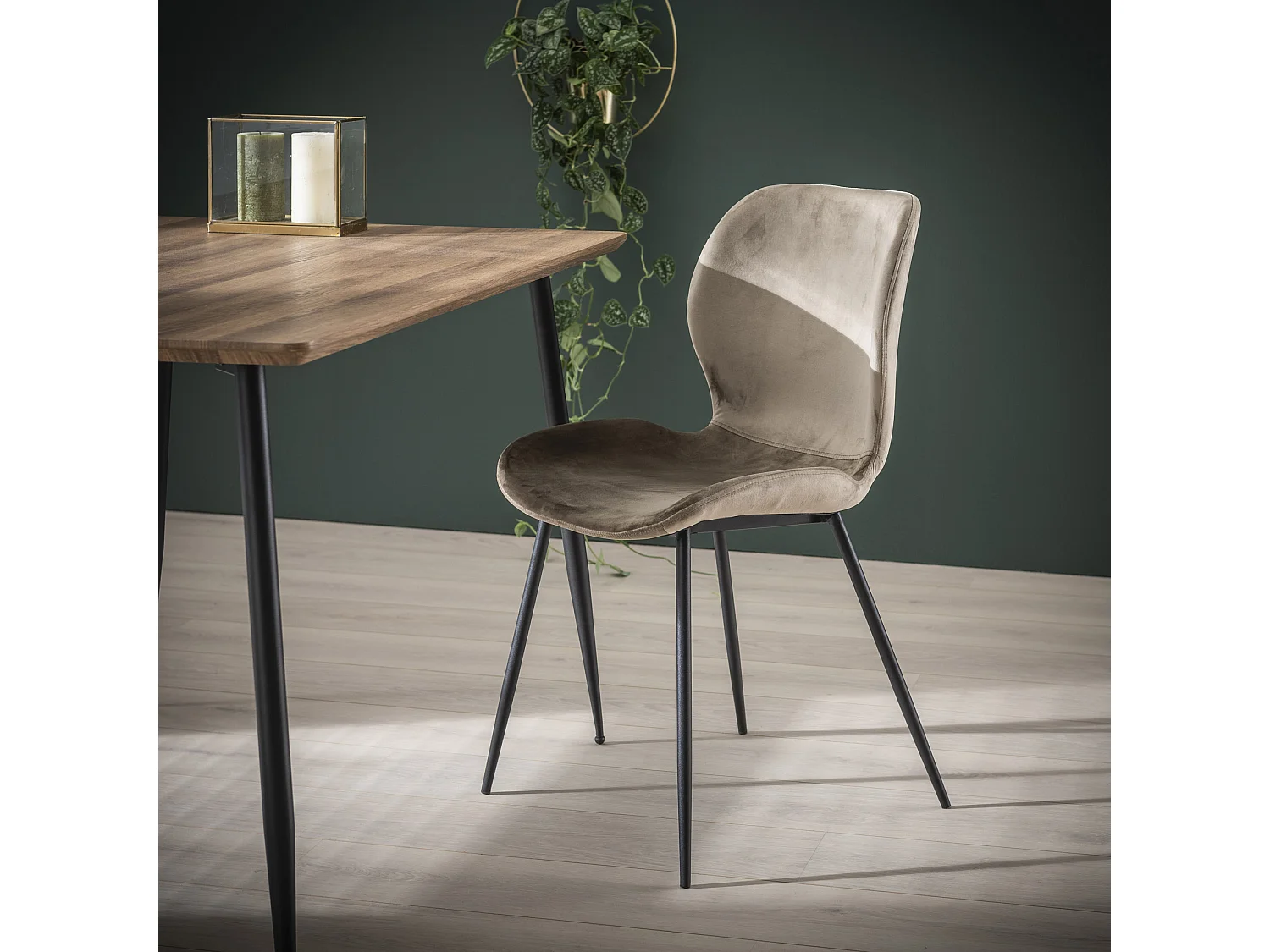 Velvet Stoel - Kuip zitting - Champagne kleur - 4 stuks