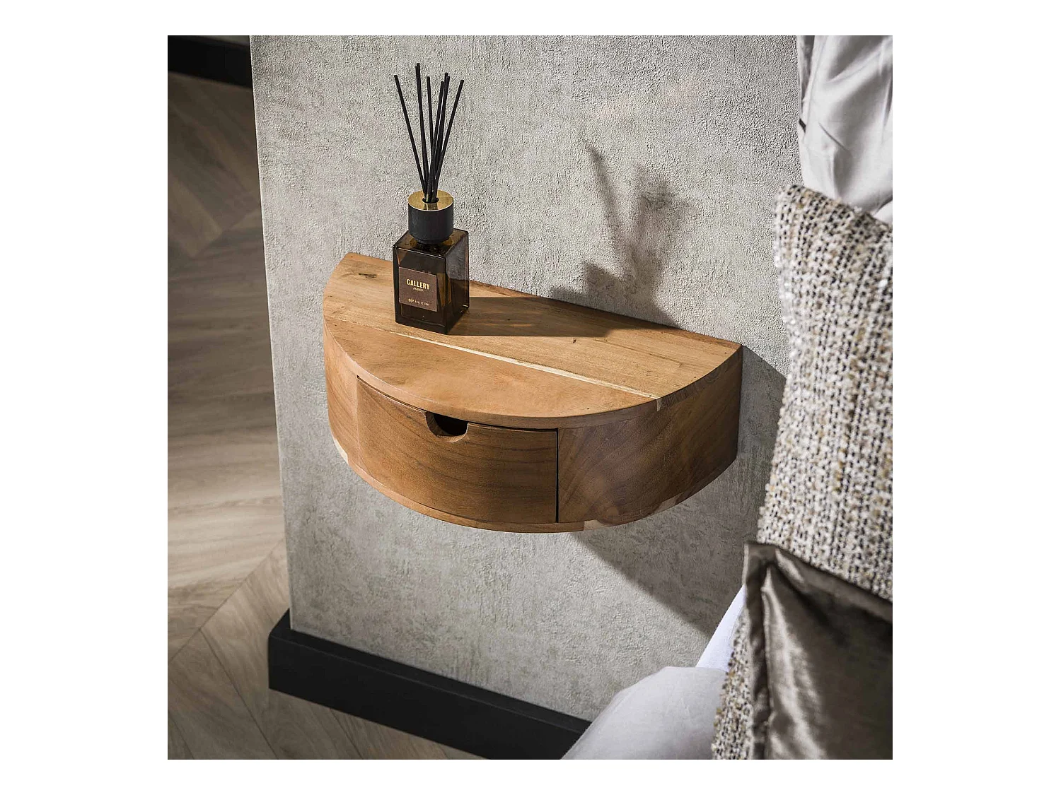 Table de chevet 1L Curve - Acacia massif naturel