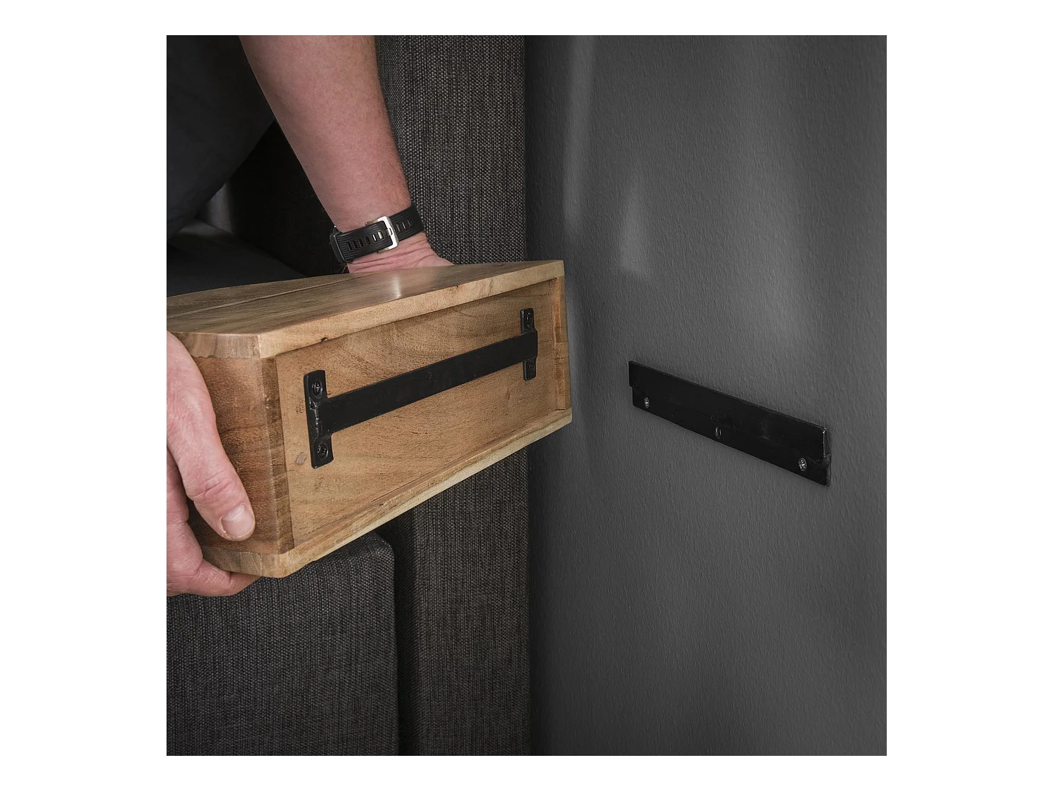 Table de chevet 1L Curve - Acacia massif naturel