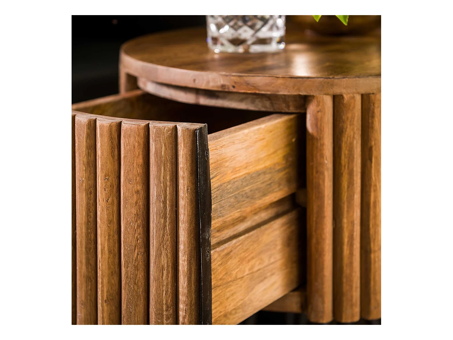 Table de chevet 1L tweak ronde / Couleur sable mangue unie