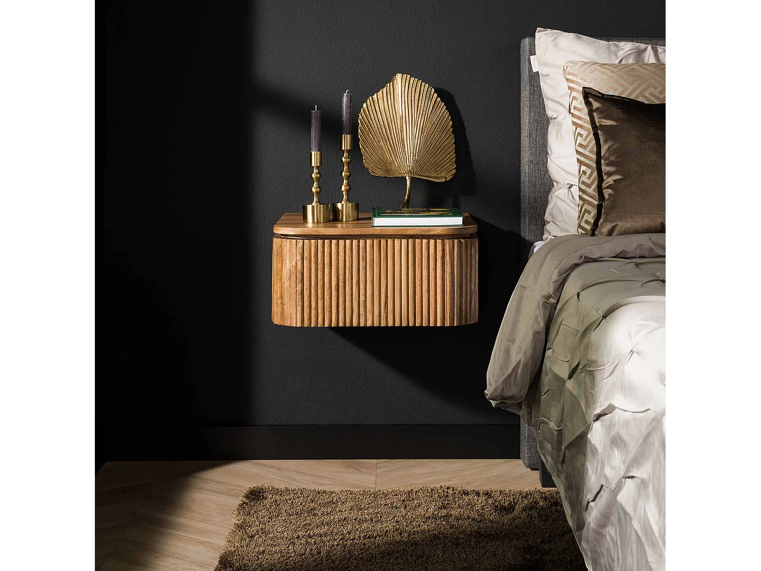 Table de chevet Wave - Suspendue 1 tiroir - Bois de manguier - Couleur sable