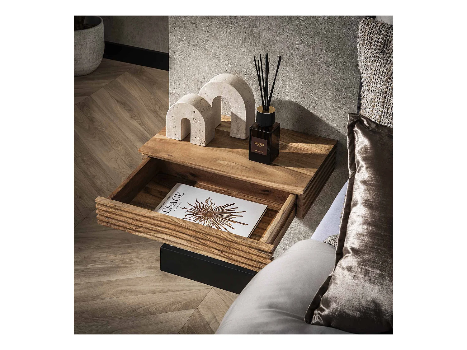 Tables de chevet 2 niveaux en acacia massif naturel (40 cm de large)