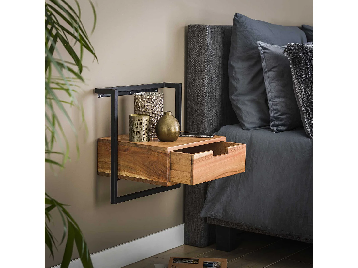 Table de chevet suspendue - 1 tiroir - Air Solid - Marron