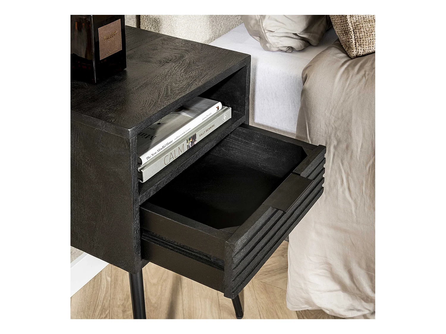 Table de chevet 1L Marina - Mangue massif noir