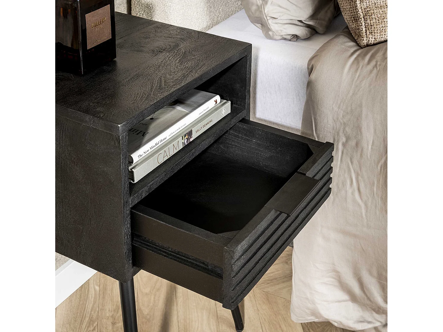 Table de chevet 1L Marina - Mangue massif noir