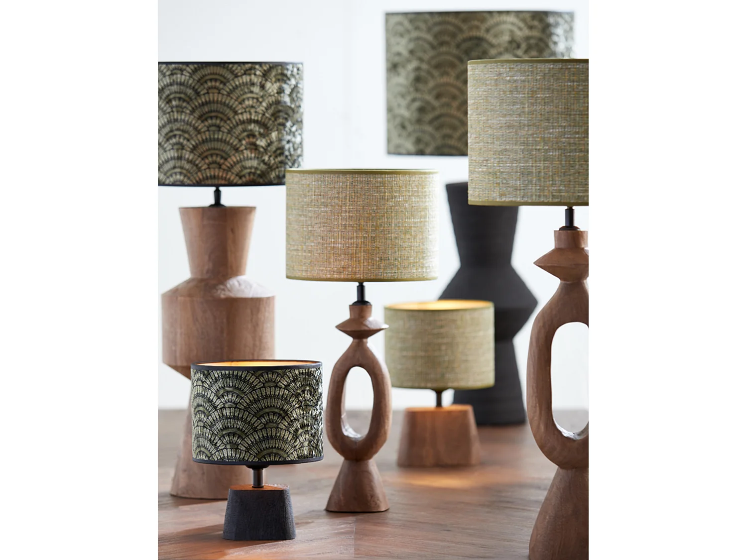 Pied de lampe KARDAN - 11x9x19cm - Noir