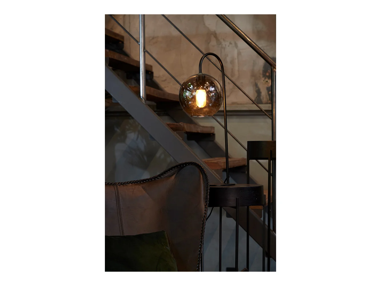 Tischlampe SUBAR - 28x20x60cm - Grau
