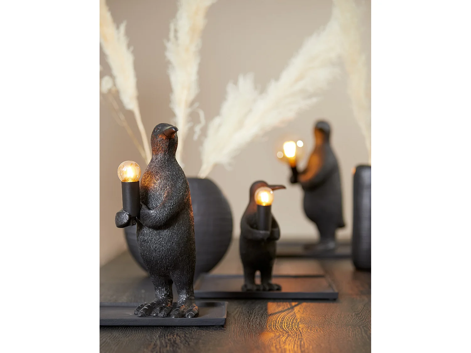 Lampe de table PENGUIN - Ø12x24cm - Noir