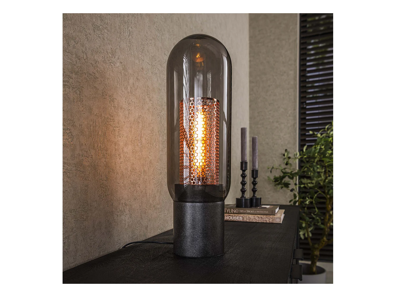 Lampe de table Smoke - Acier perforé - Noir arctique