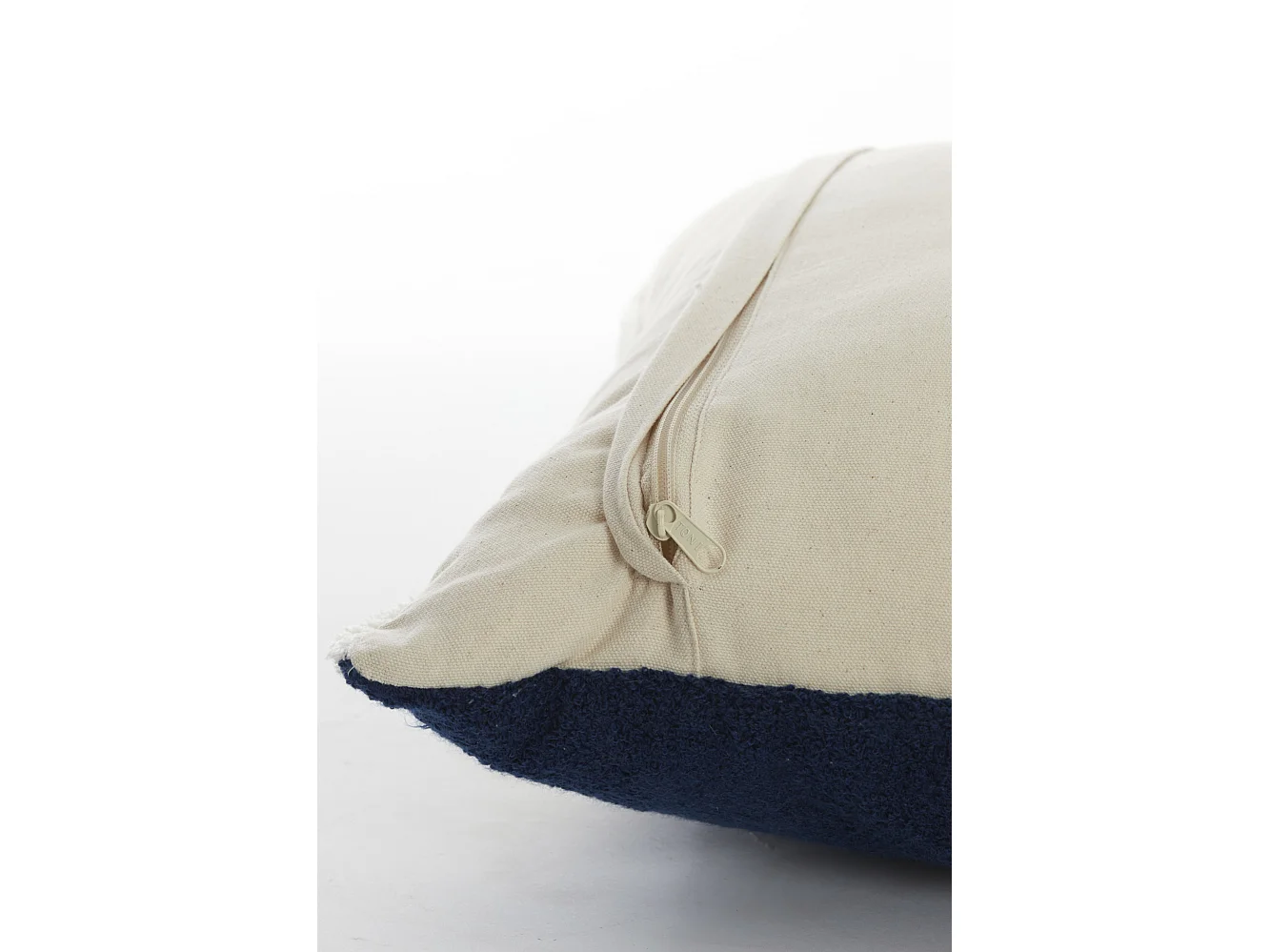 Cojín REJAS - 45x45cm - Azul