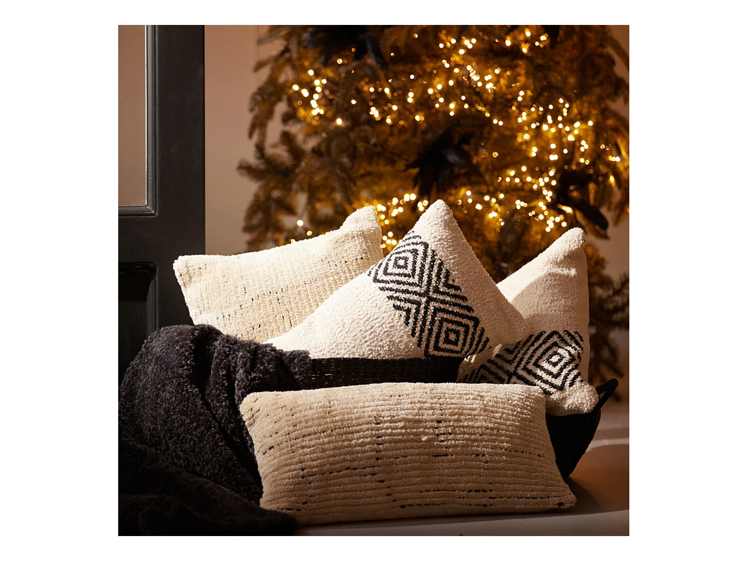 Coussin PILADI - 45x45cm - Marron