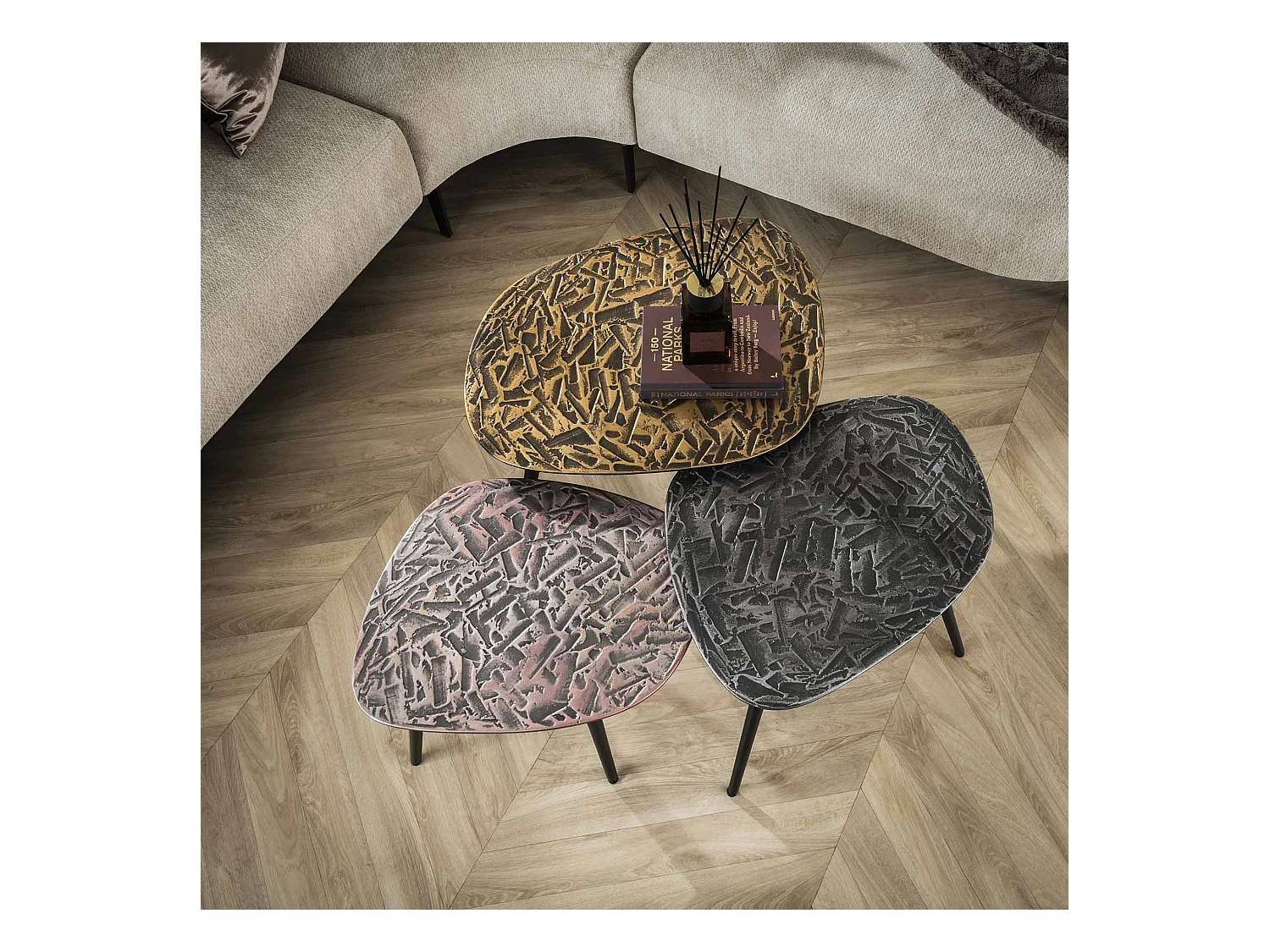 Table basse carrée patinée - Lot de 3