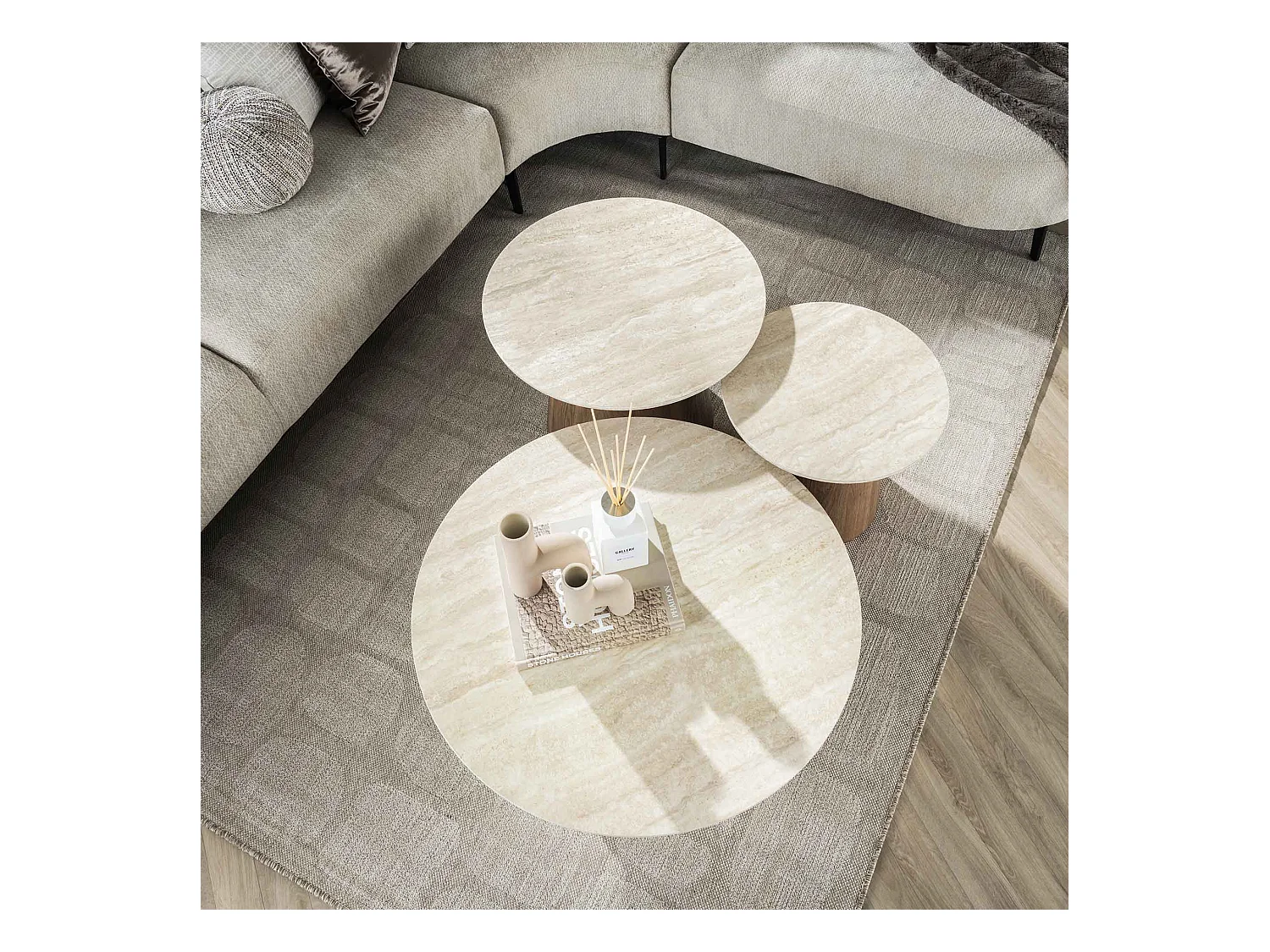 Table basse Romano à pieds fuselés - Céramique travertin - Lot de 3