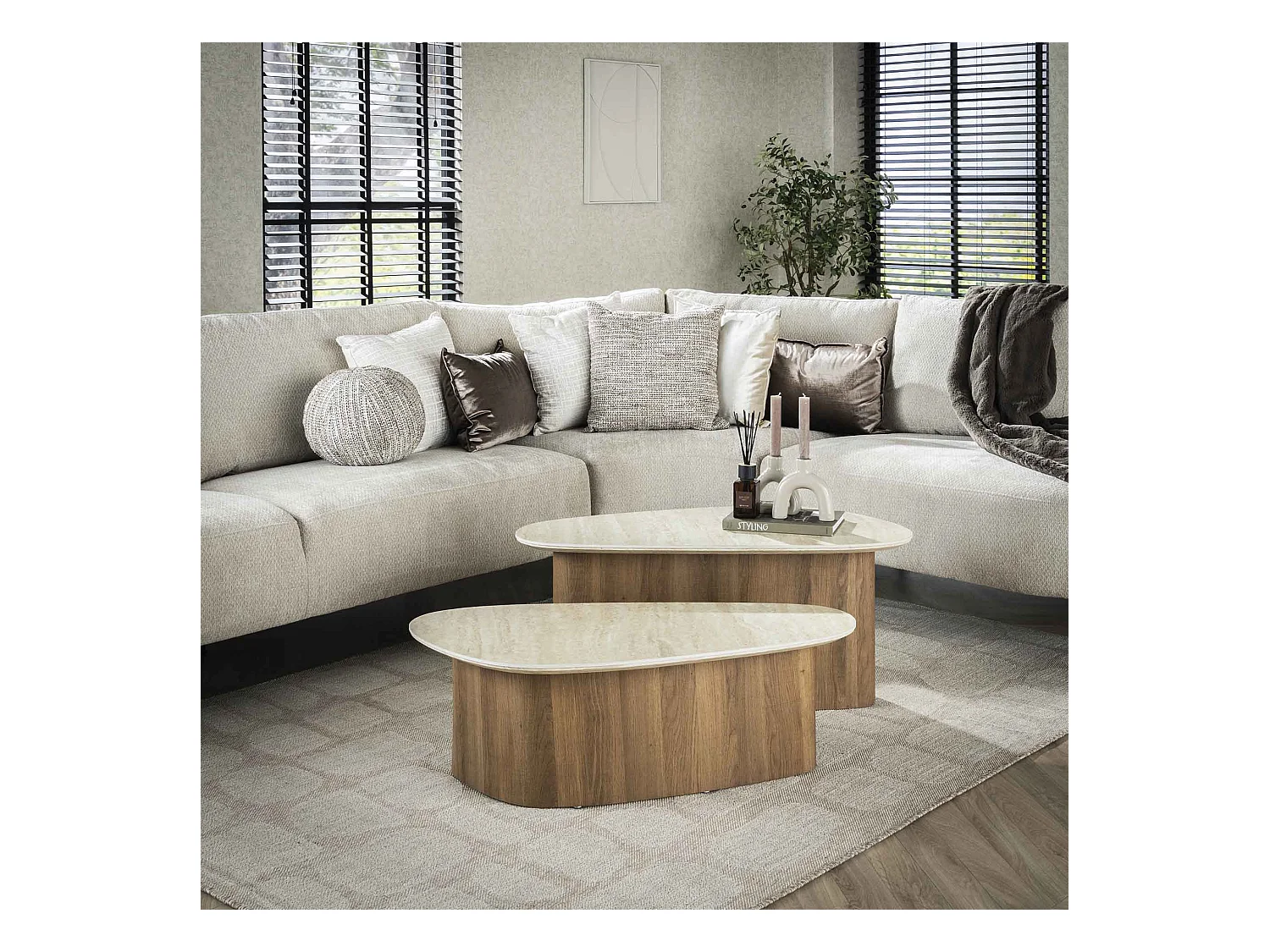 Table basse triangulaire Romano - Céramique travertin - Lot de 2