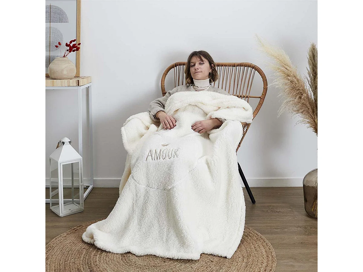 Plaid Coussin 2-en-1 "Amour" en Sherpa Coloris Crème - SATINA