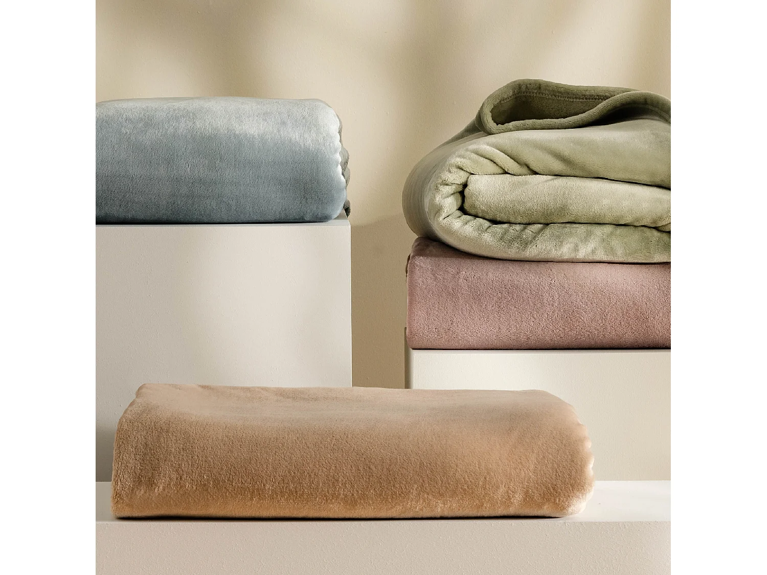 Couverture Douceur Verte Clair Microfiber 150x200