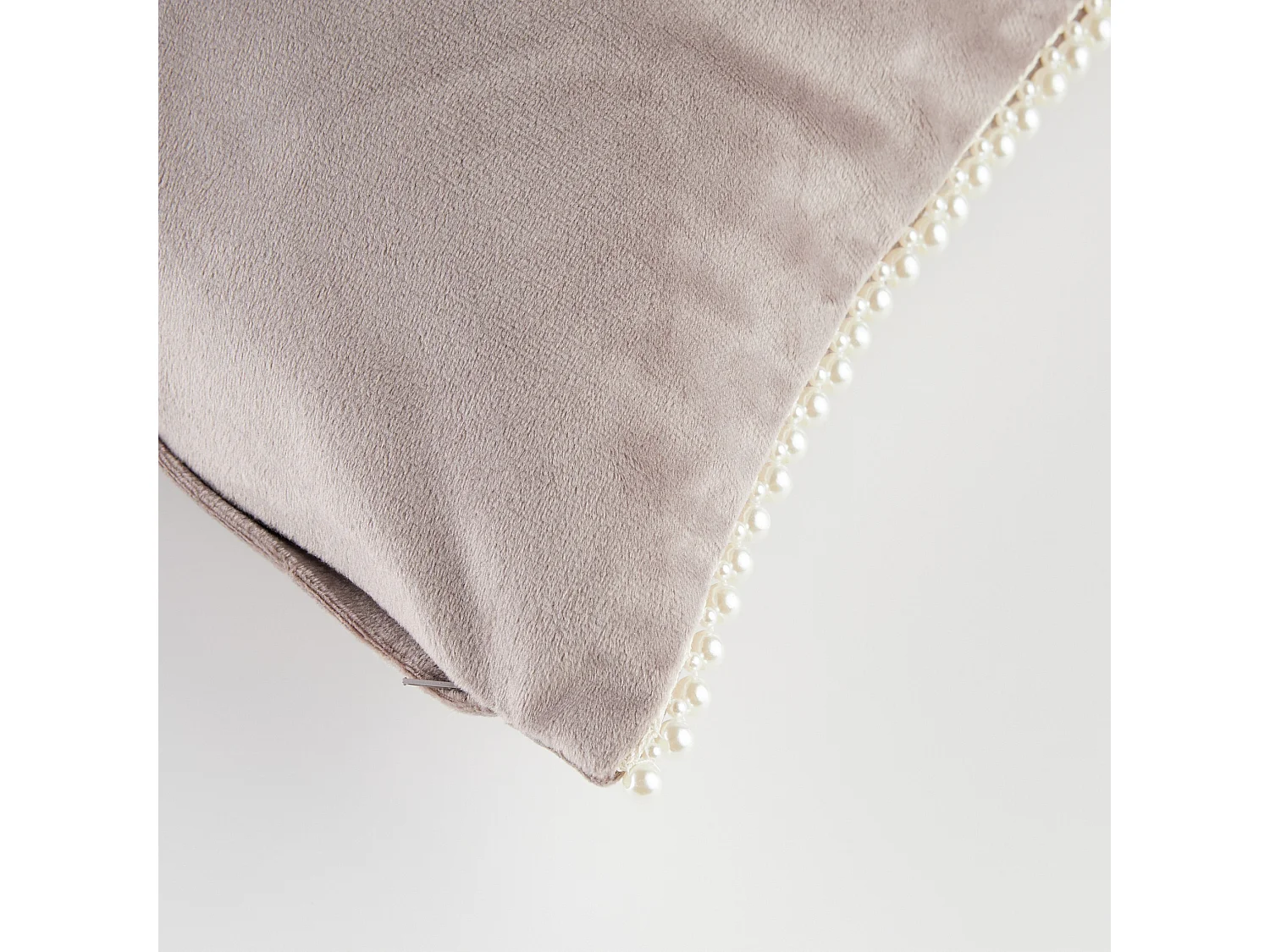 Kissenbezug Aus Samt Patronis Mittelgrau 45 x 45