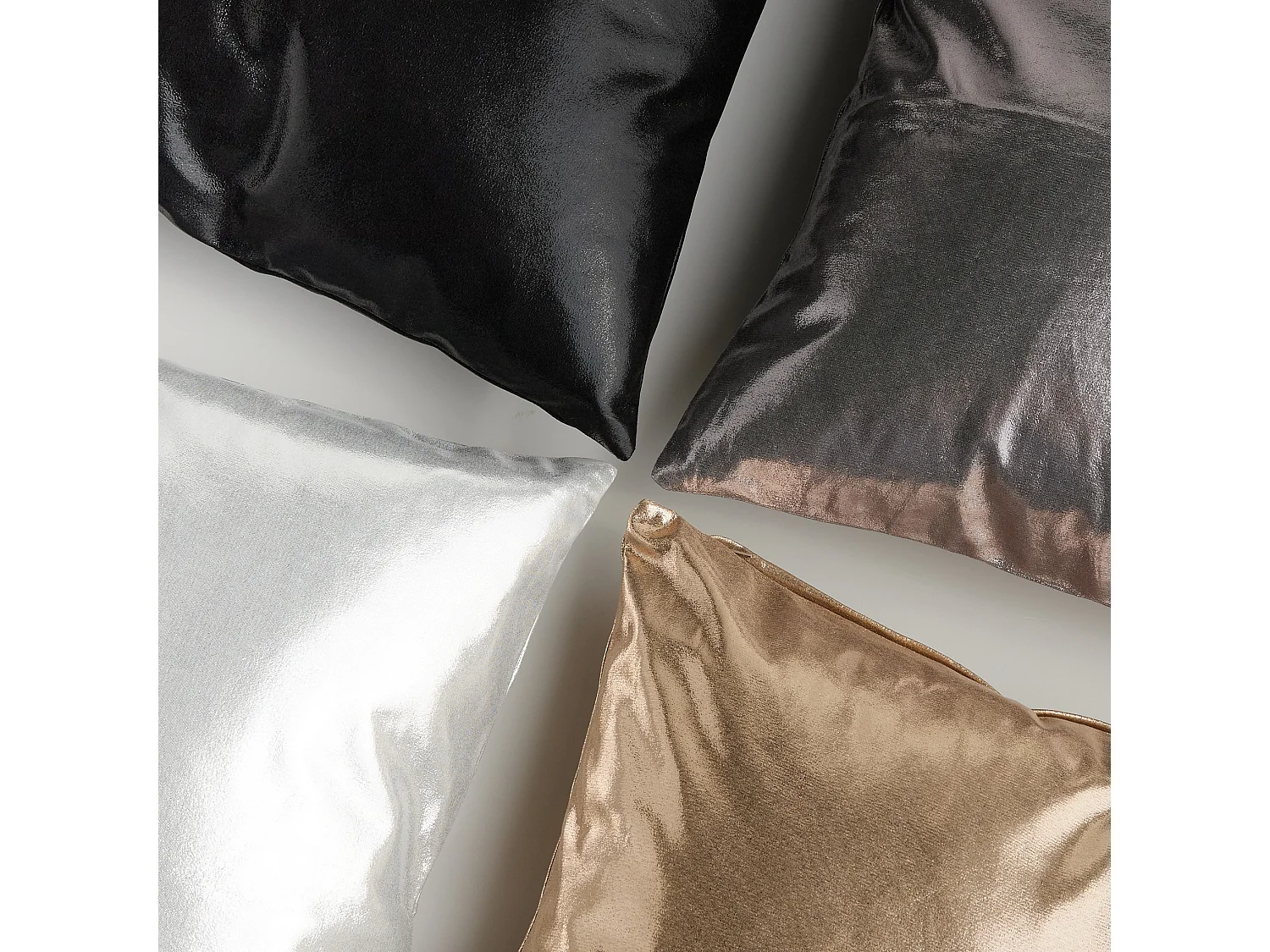 Kissenbezug Crimson mittelschwarz 45x45 cm