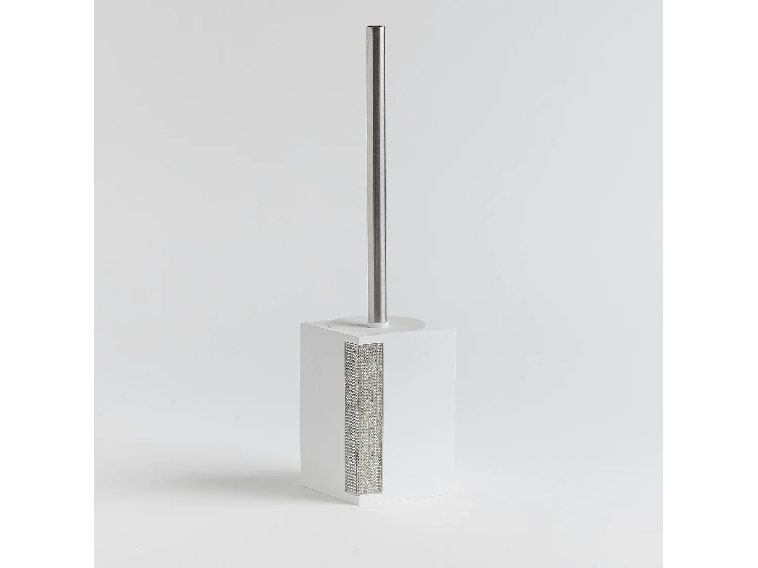 Luxuriöse Toilettenbürste Foyer mit Kristallakzent