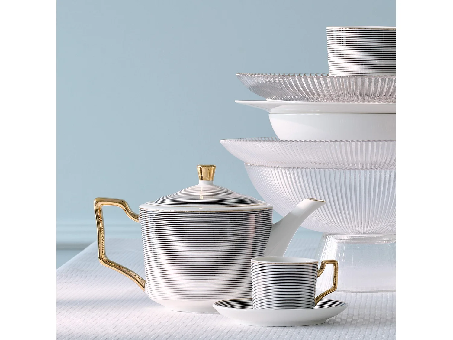 Tasse Mit Untertasse Astar mittelschwarz 7.5 x 15