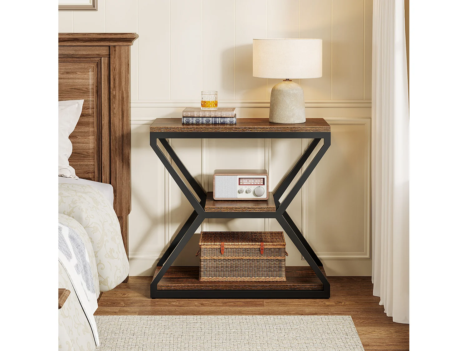 Table d'appoint industrielle avec étagères, petite table basse à 3 niveaux pour salon, table de chevet avec accent en bois et cadre en métal, marron rustique