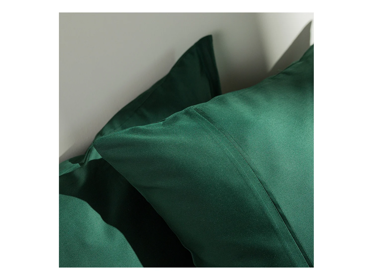 Luxuriöse Satinbettwäsche Dunkelgrün 160x200 cm Set