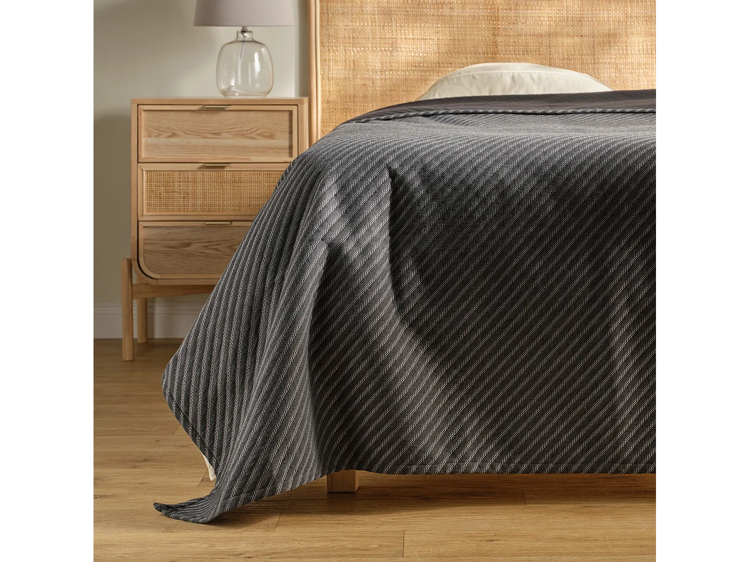 Tagesdecke Pasera Mittelschwarz 200x220