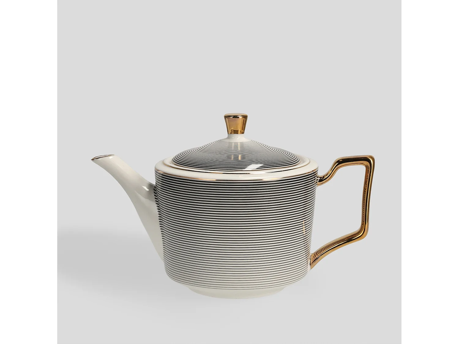 Pichet Astar noir moyen 14 x 13 x 23