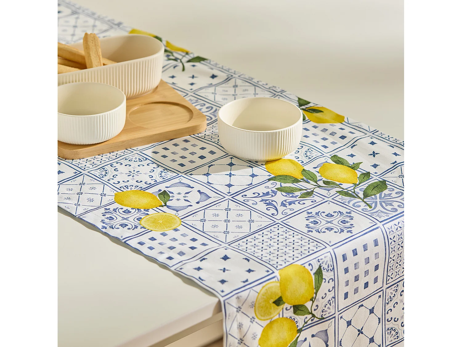 Tischläufer Alaiollo mittelweiß 40 x 180