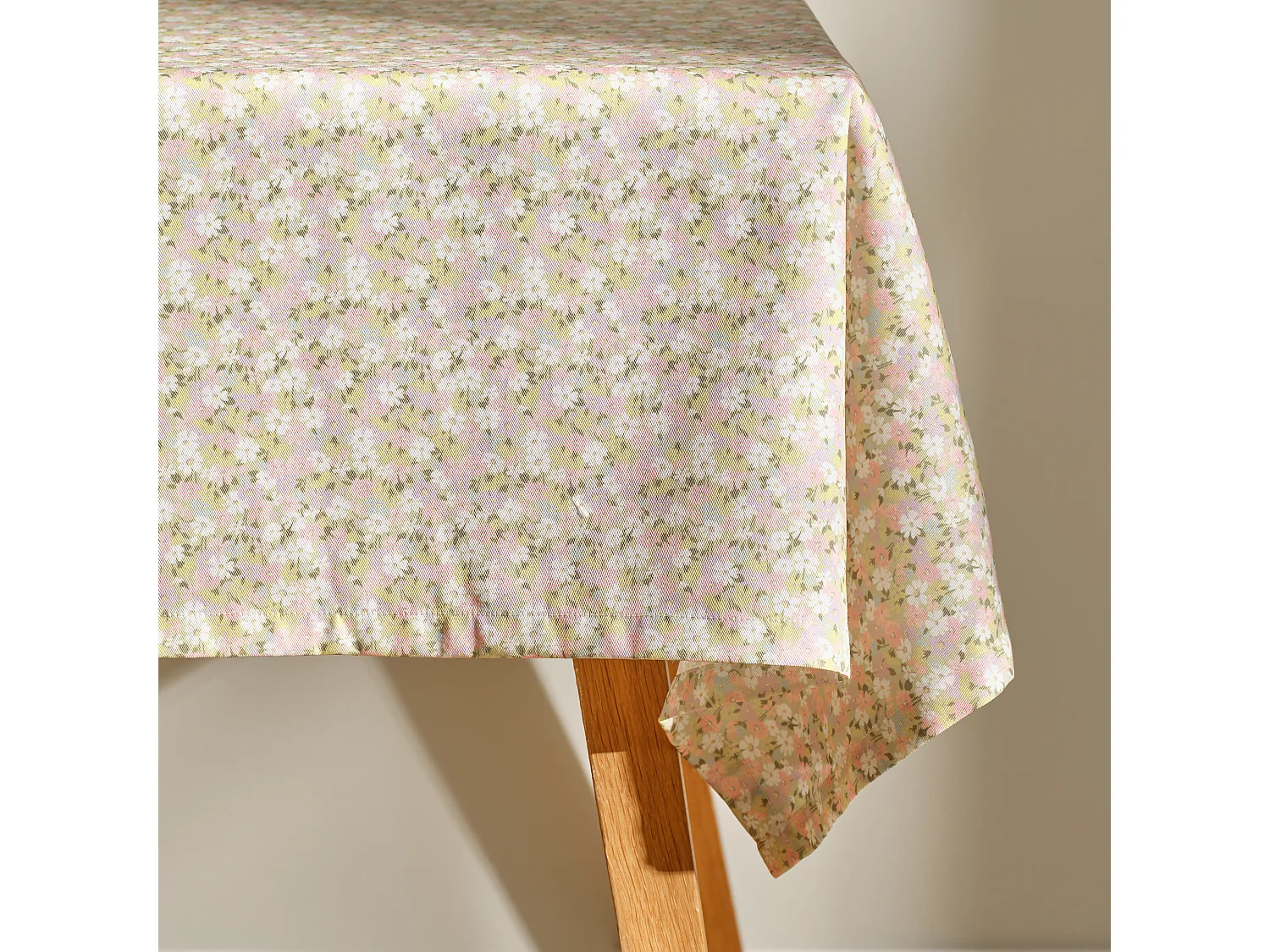 Nappe Imprimée Florecio vert clair 150 x 220